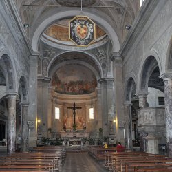 Central nave