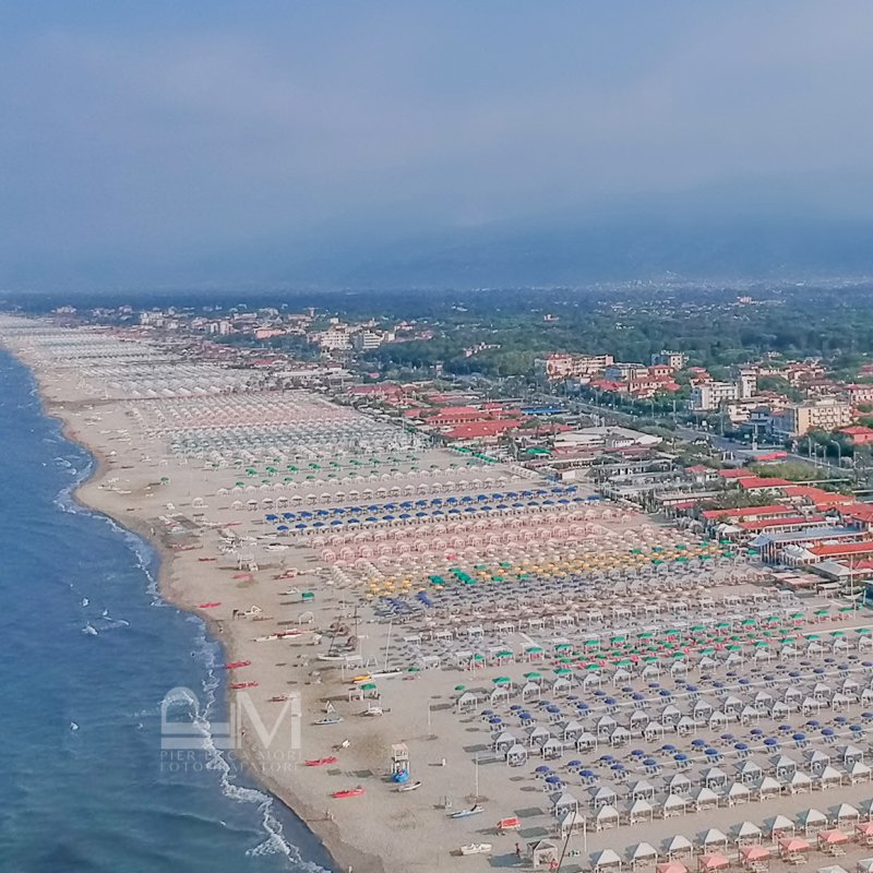 Baños y balnearios en Versilia y Viareggio.