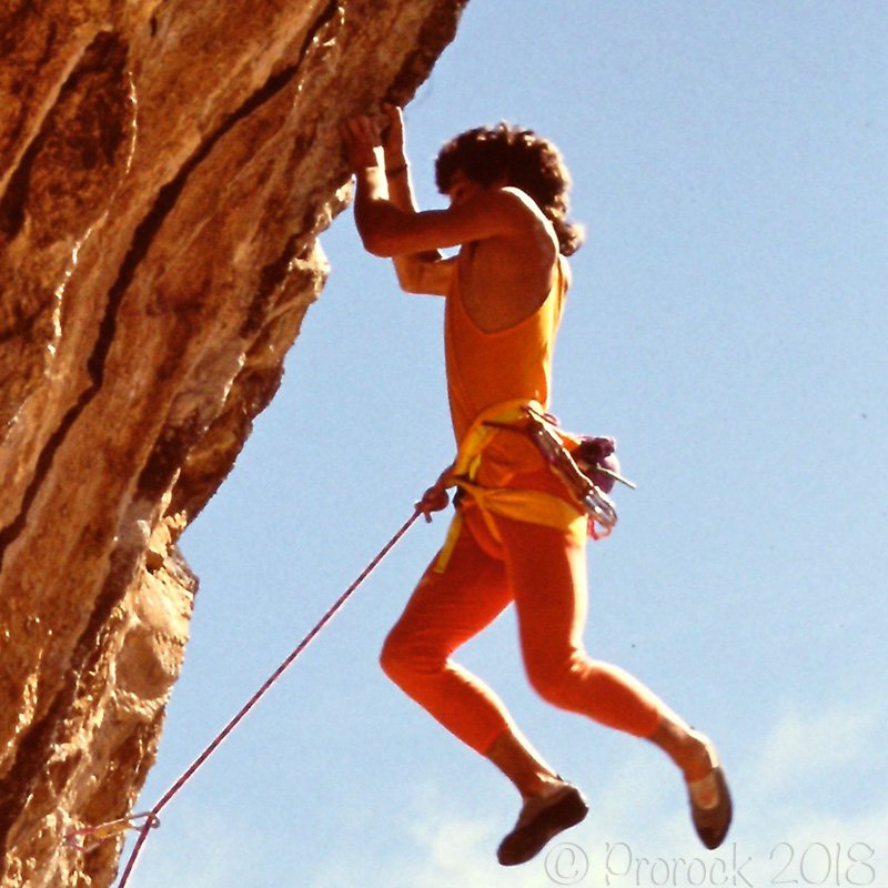 Climbing in Versilia