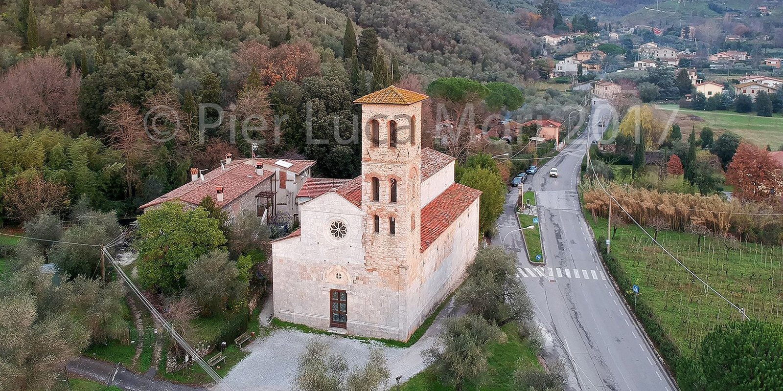 romanischen Kirche Santi Giovanni e Felicita