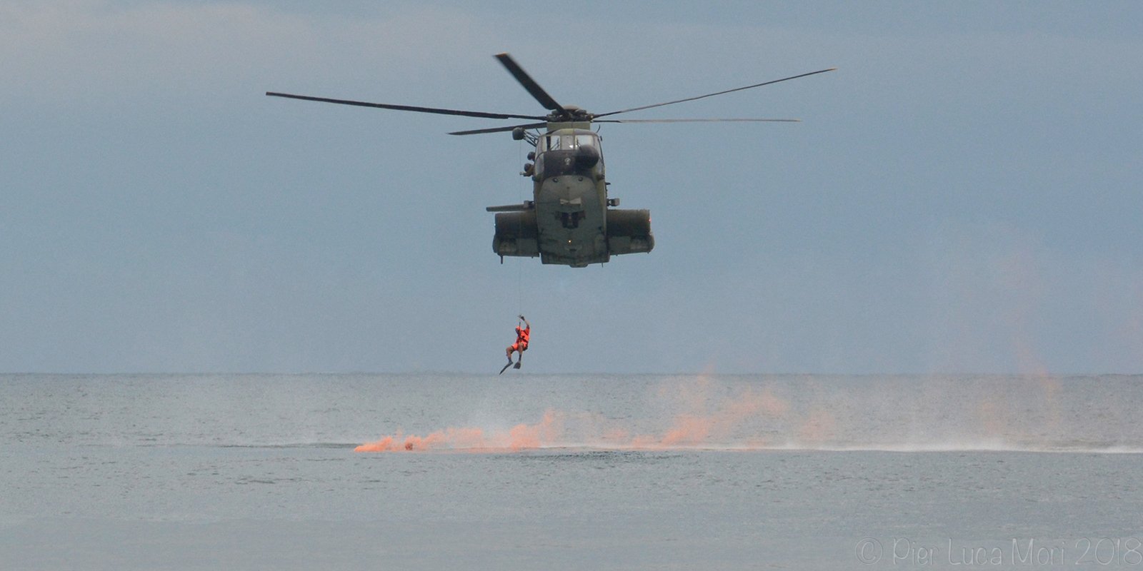 Distress at sea and precautions