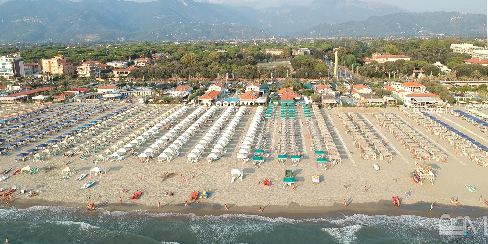 Baños y balnearios en Versilia y Viareggio.