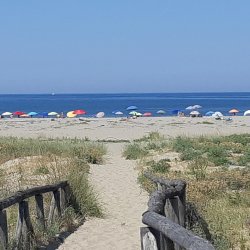 Lecciona, free beach in Versilia, Tuscany