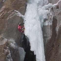 Climbing in Versilia