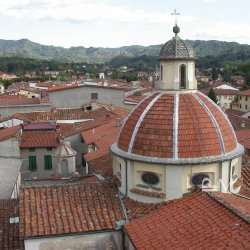 Tetto chiesa Camaiore