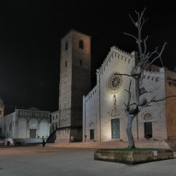 Piazza di Pietrasanta o Piazza del Duomo