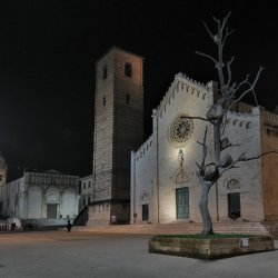 Pietrasanta Denkmäler