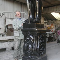 Marble processing in Pietrasanta