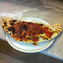 Calzone Pizzeria da Nicola a Camaiore