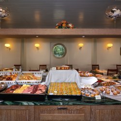 Colazione all'Hotel Esplanade in Versilia