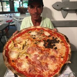 Pizza Da Nicola a Camaiore