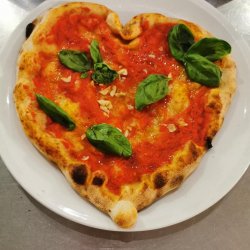 Pizzeria La Volpe a Viareggio